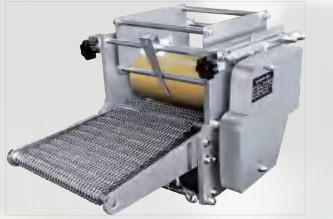 Velocidade de rolamento ajustável 380v da máquina de Pita Roti Tortilla Dough Forming