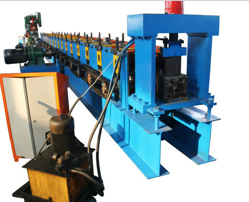 rolo da cremalheira do armazenamento 4.5T que forma a máquina 5.5KW para a placa de alumínio